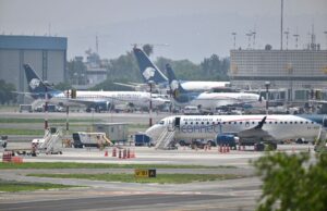 Aeroméxico despega de nuevo en la Bolsa tras una turbulenta reestructura: ¿qué sigue para la aerolínea? Aeroméxico despega de nuevo en la Bolsa tras una turbulenta reestructura: ¿qué sigue para la aerolínea?