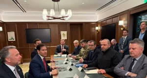 Las delegaciones de Ucrania y EE UU califican su reunión como productiva, pero Rubio advierte de que queda “mucho trabajo por hacer” Las delegaciones de Ucrania y EE UU califican su reunión como productiva, pero Rubio advierte de que queda “mucho trabajo por hacer”