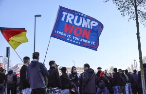 AfD estrecha lazos con EE UU, y con éxito: hoy es un peón clave para Trump en Europa AfD estrecha lazos con EE UU, y con éxito: hoy es un peón clave para Trump en Europa