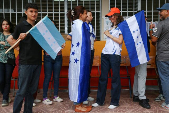 Trump y acusaciones de fraude ensombrecen las elecciones en Honduras