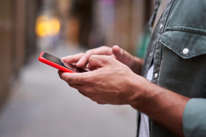 Anuncian fecha para inicio de registro de líneas telefónicas; las que no cumplan se desactivarán en 2026 Anuncian fecha para inicio de registro de líneas telefónicas; las que no cumplan se desactivarán en 2026