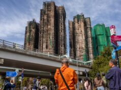 Hong Kong inicia tres días de luto tras incendio que deja 128 muertos Hong Kong inicia tres días de luto tras incendio que deja 128 muertos