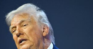 Donald Trump amenaza con aranceles a países que suministran petróleo a Cuba Donald Trump amenaza con aranceles a países que suministran petróleo a Cuba
