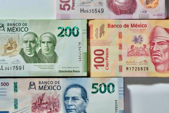 Hacienda refinancia deuda por más de 175,000 millones de pesos Hacienda refinancia deuda por más de 175,000 millones de pesos