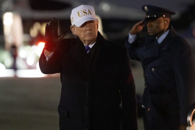 Trump dice que habló con las autoridades de Cuba y cree que llegará a un acuerdo